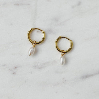 Dolko Pearl Hoop Earring